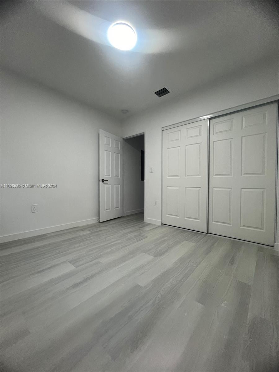 17TH AVE MANOR - Residential Lease