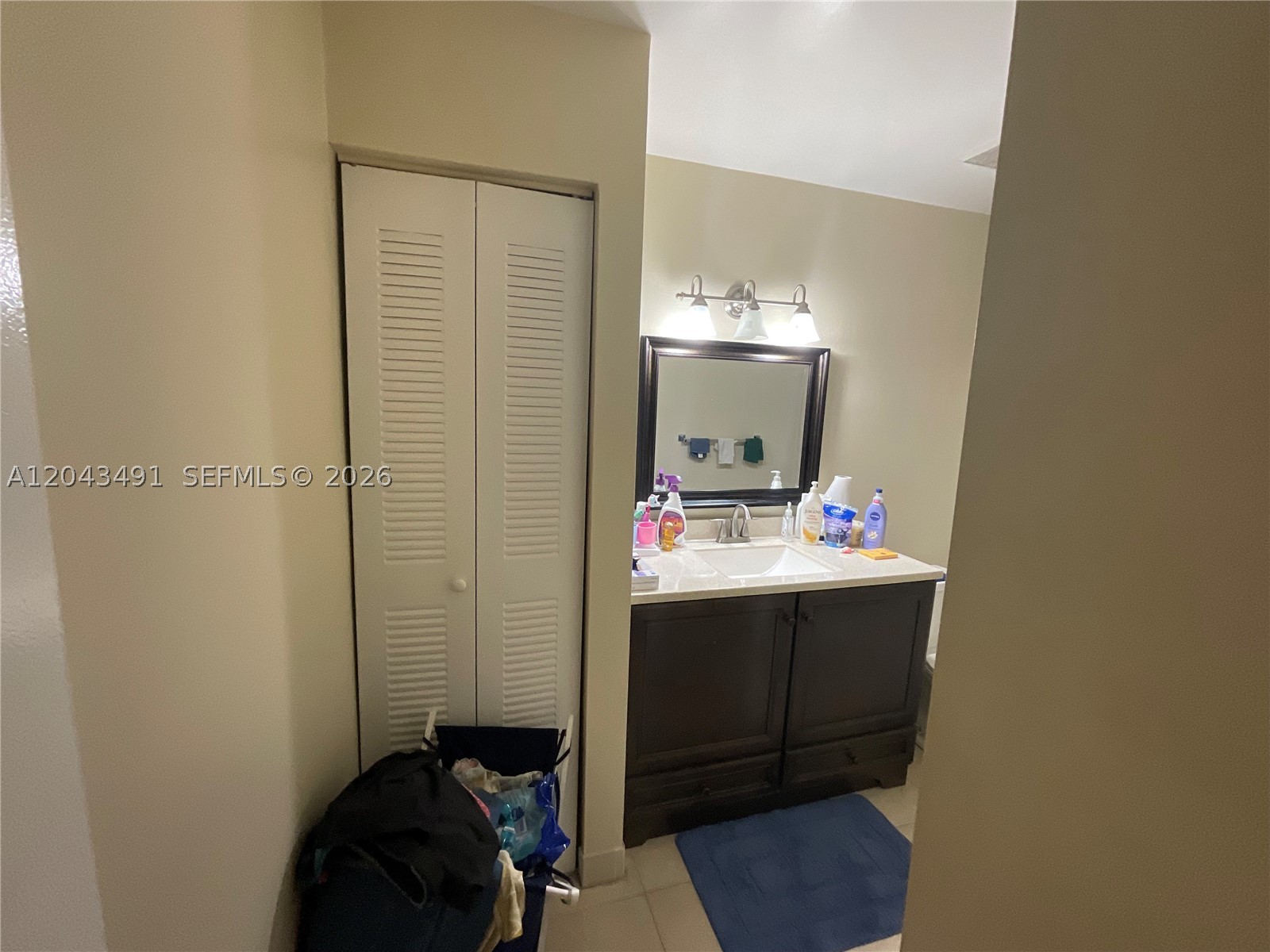 HAMPTONS OF NORTH LAUDERD - Residential