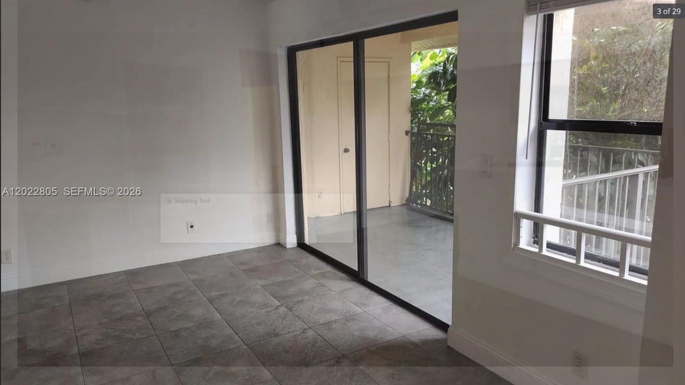 SUMMERBREEZE CONDO - Residential