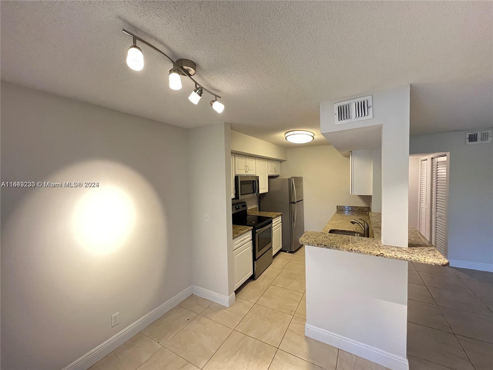 CASABLANCA ISLES CONDO - Residential Lease