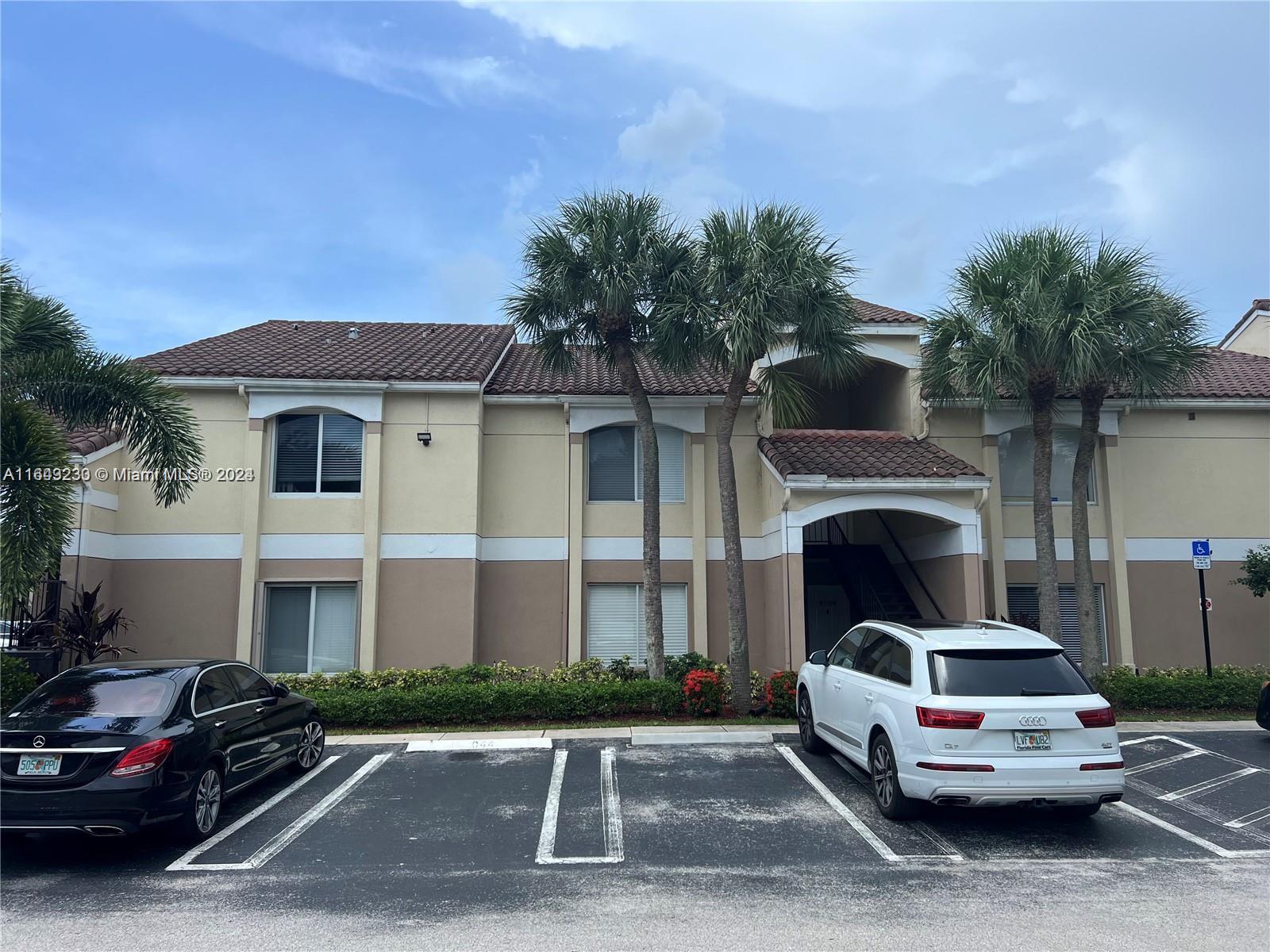 Beautiful water view condo with remodeled kitchen, granite countertops, extended granite bar, stainless appliances & pantry. Spacious floorplan, tile throughout & washer/dryer inside condo. Master bedroom offers large walk-in closet. Upgraded bathroom vanity. Large covered screen patio overlooking beautiful water and trees. Convenient first floor location. Resort style amenities includes clubhouse, community pool, 2 tennis courts & upgraded gym. Great location close to downtown Renaissance, shopping, mall, restaurants, parks & public beaches. Easy access to both I95 & turnpike. Exterior insurance, all amenities, on-site management & water included in dues. All ages & pet friendly!