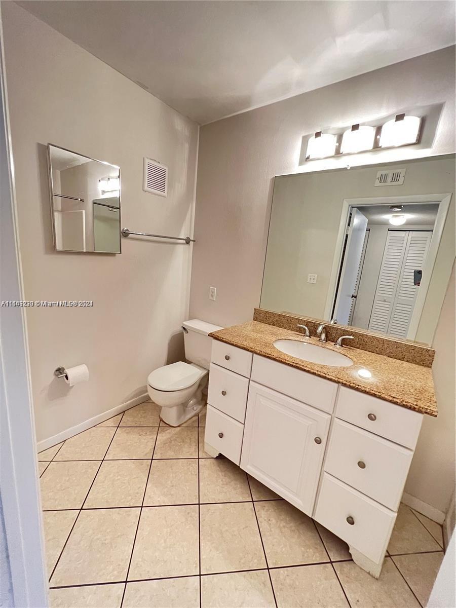 CASABLANCA ISLES CONDO - Residential Lease