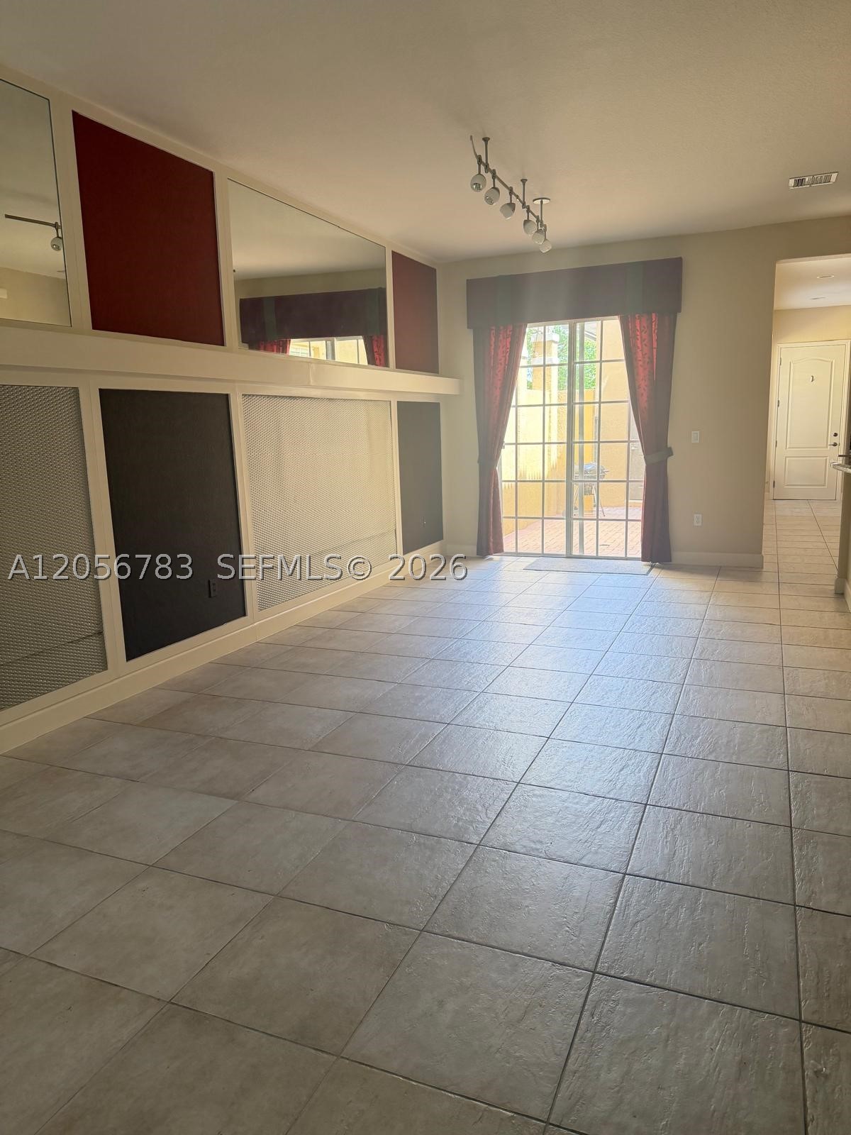 MEADOW PINES - Residential Lease