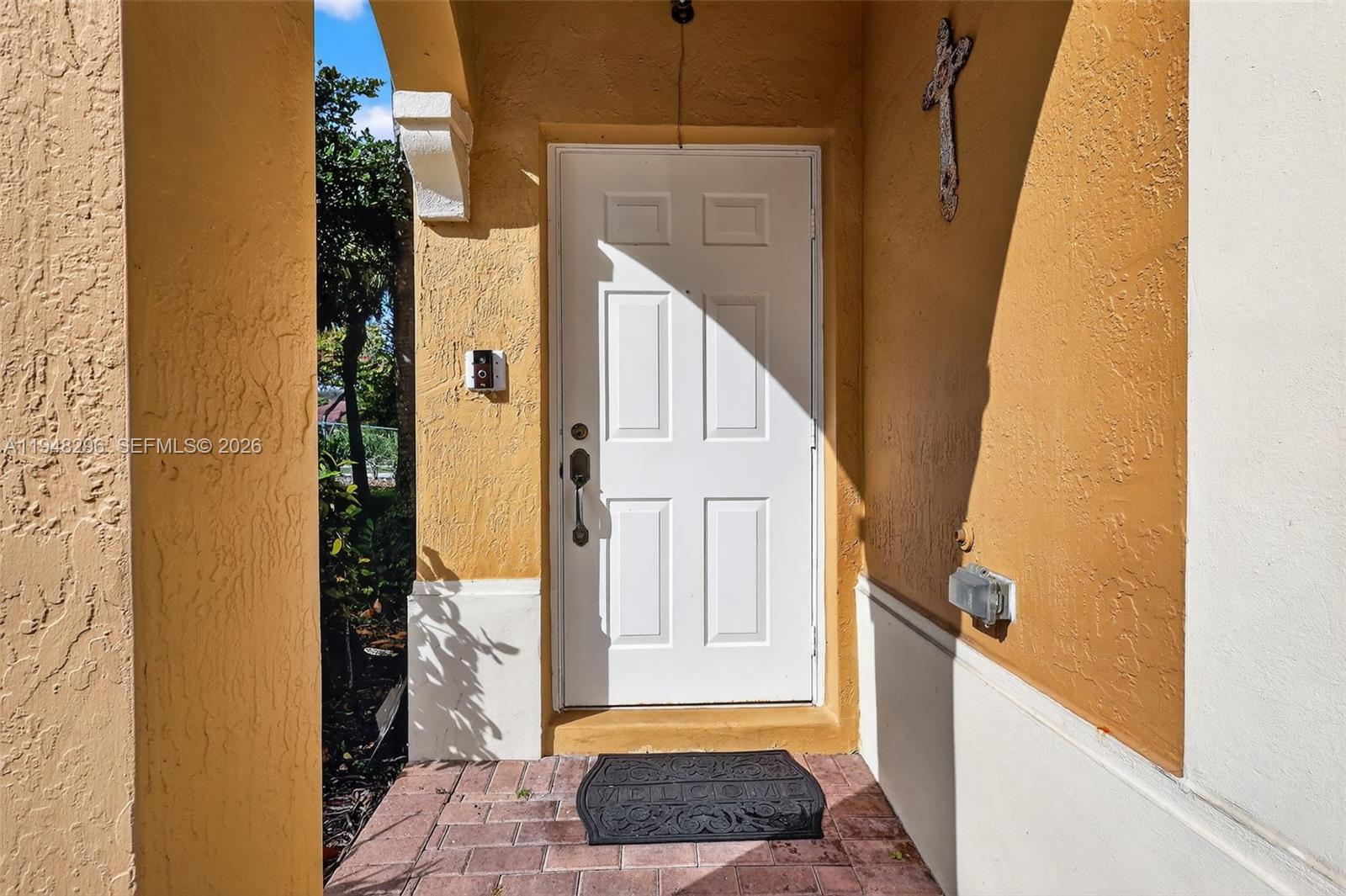 MELROSE POINT CONDO - Residential
