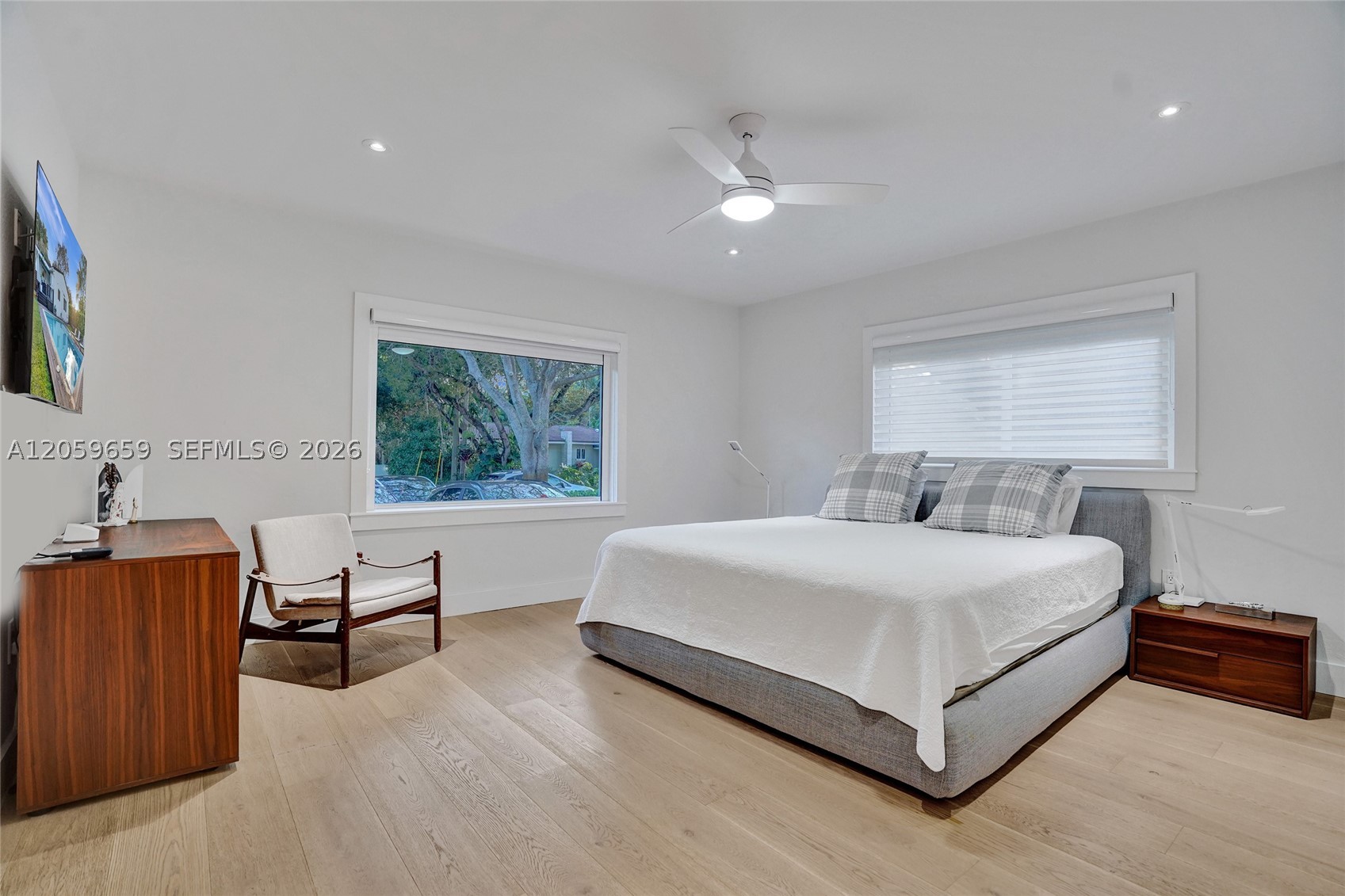 BAY BREEZE SEC MIAMI SHOR - Residential