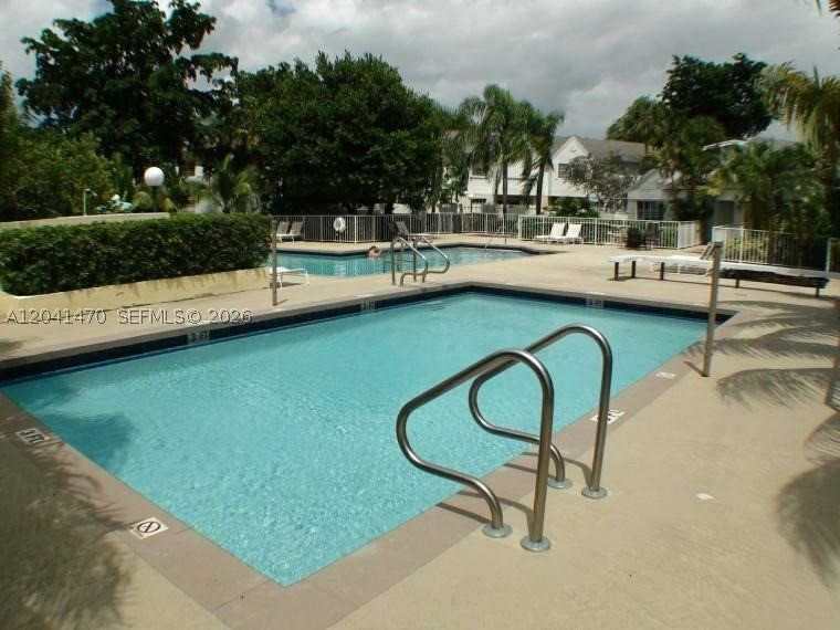 ANTIGUA AT CNTRY CLUBOF M - Residential