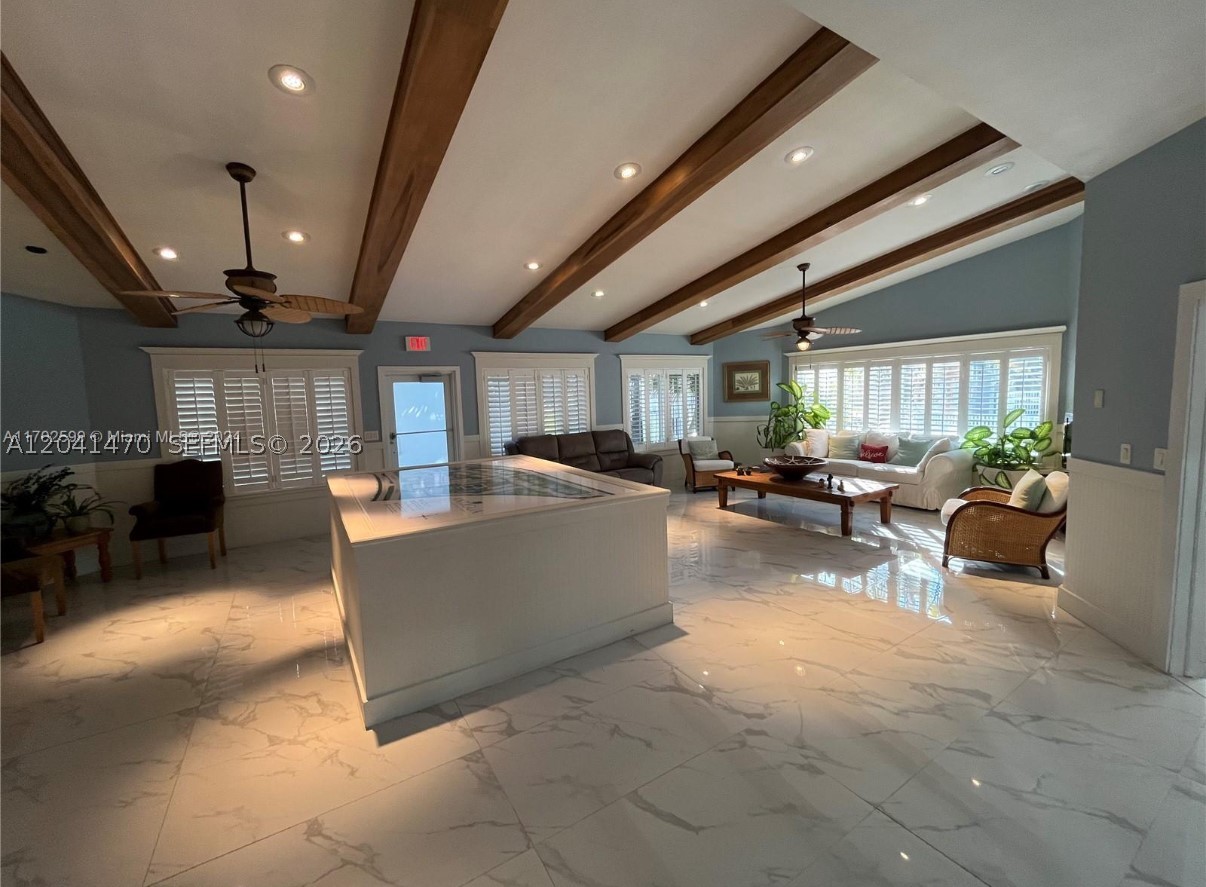 ANTIGUA AT CNTRY CLUBOF M - Residential