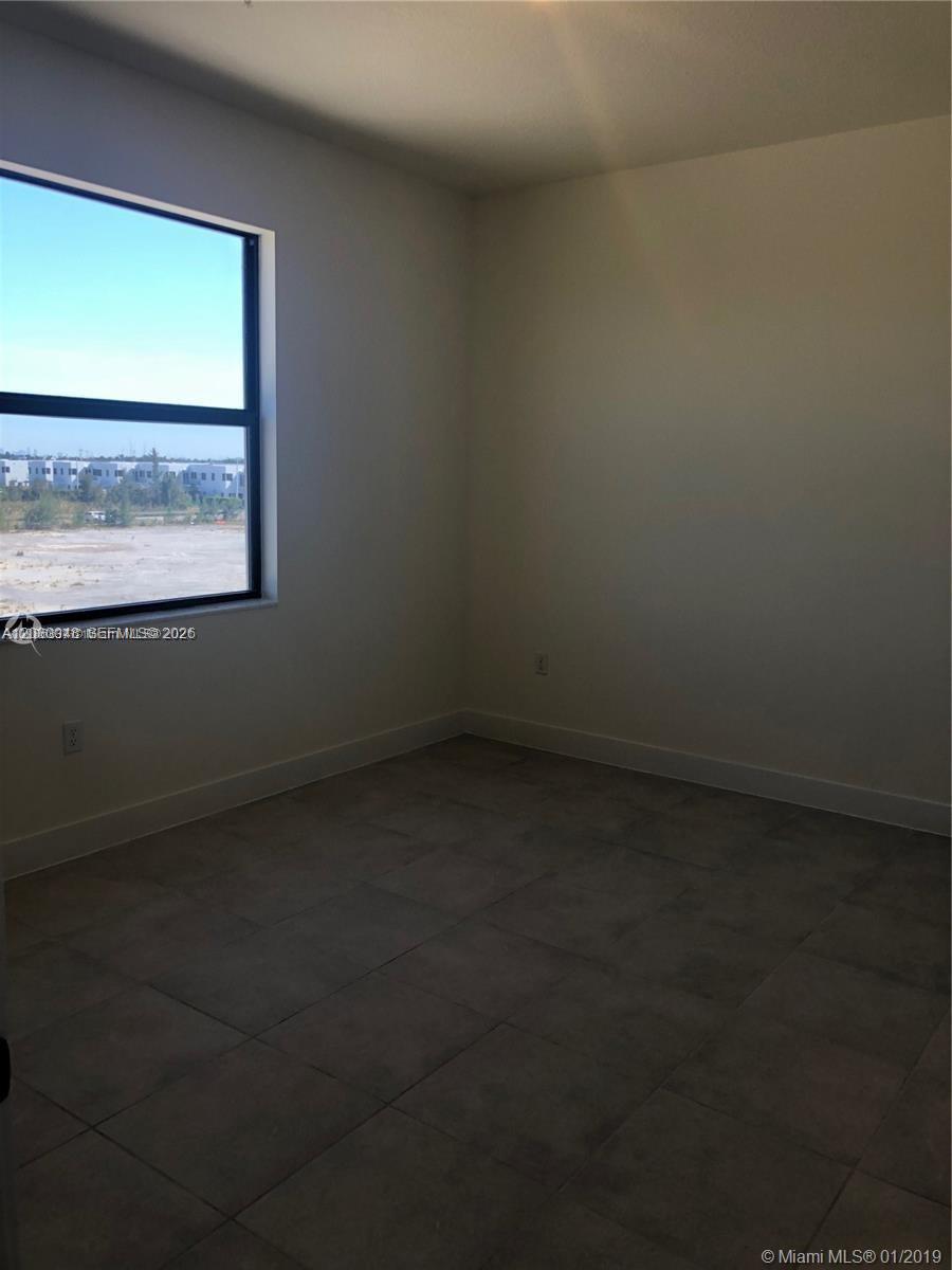 APEX AT PARK CENTRAL - Residential Lease