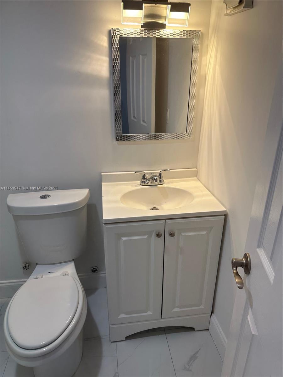 DIXIE GARDENS CONDO - Residential