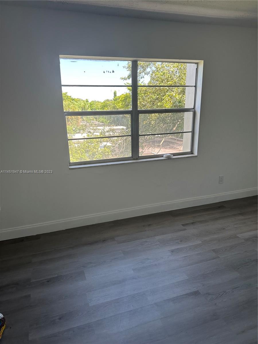 DIXIE GARDENS CONDO - Residential
