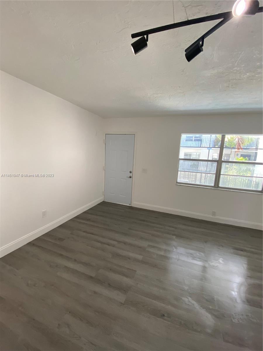 DIXIE GARDENS CONDO - Residential