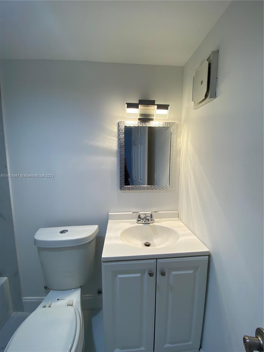 DIXIE GARDENS CONDO - Residential
