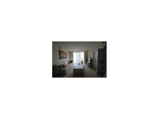 VENTURE AT AVENTURA EAST - Residential Lease