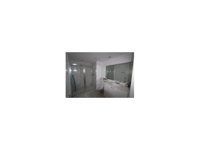 VENTURE AT AVENTURA EAST - Residential Lease