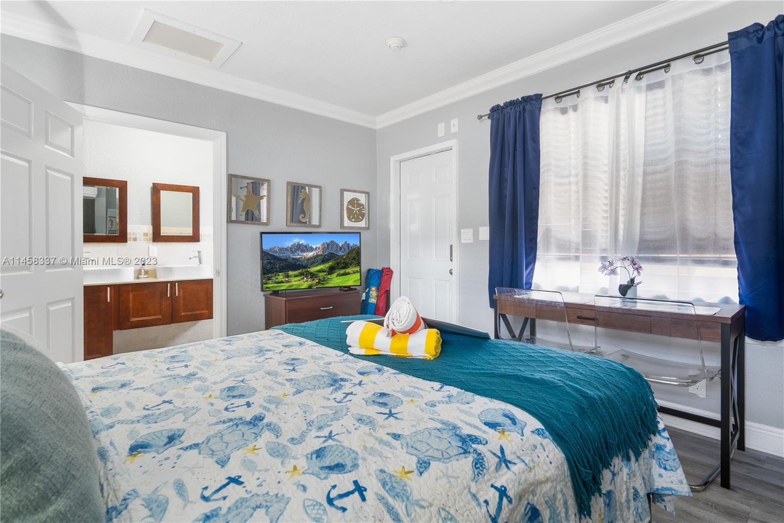 BEACH WAY HEIGHTS - Residential Lease