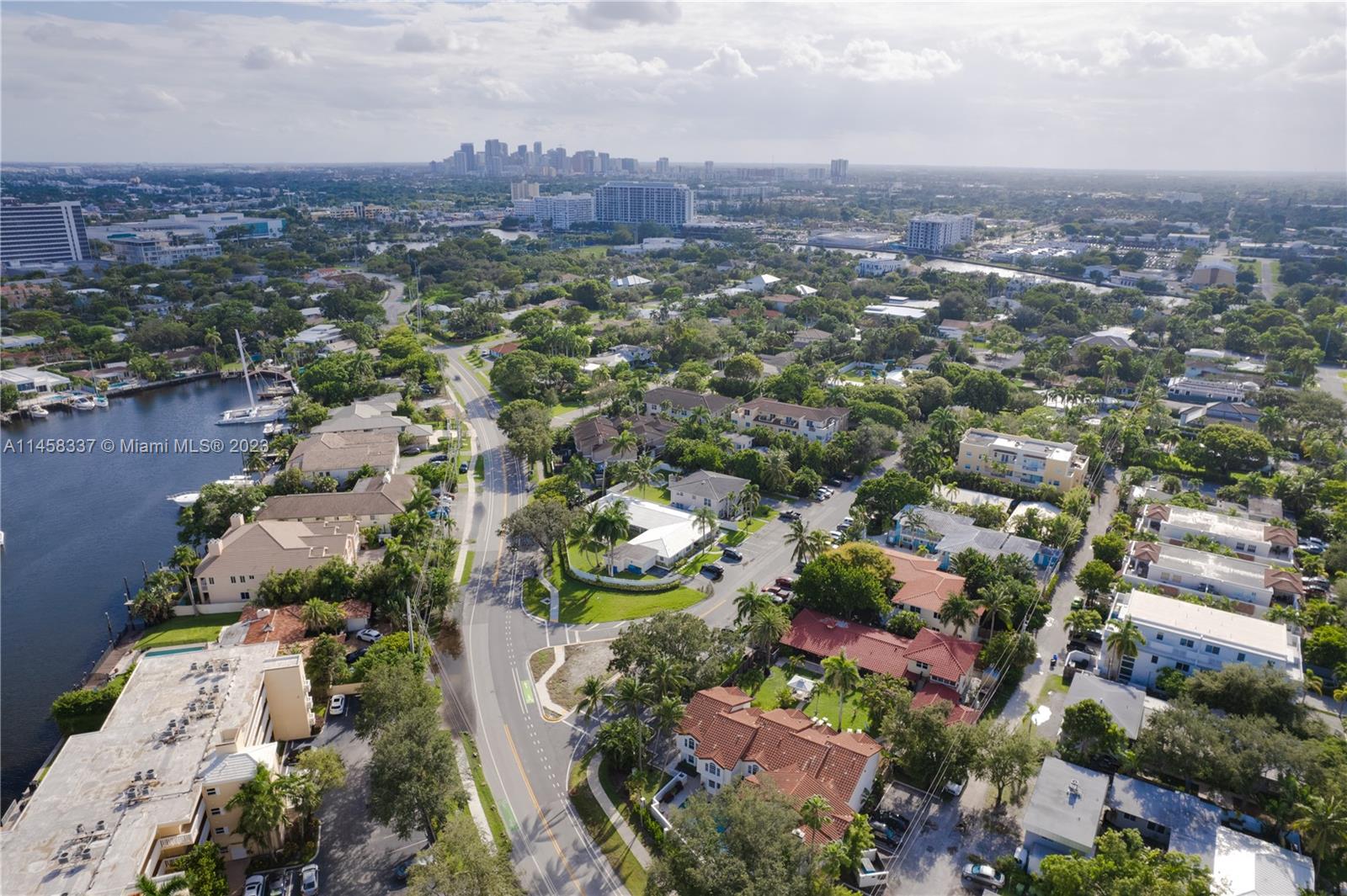BEACH WAY HEIGHTS - Residential Lease