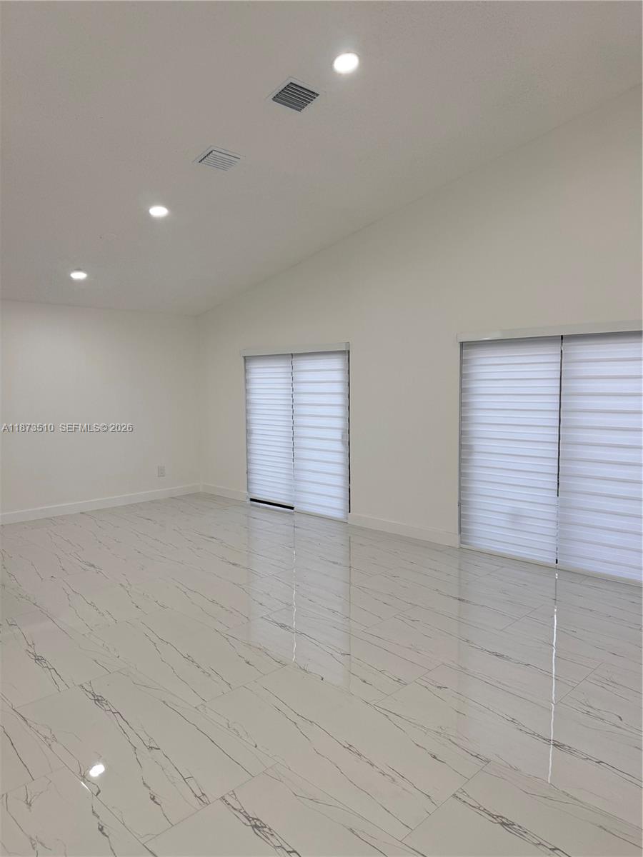 LAGO MAR SOUTH - Residential Lease