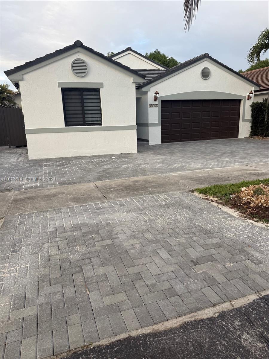 LAGO MAR SOUTH - Residential Lease