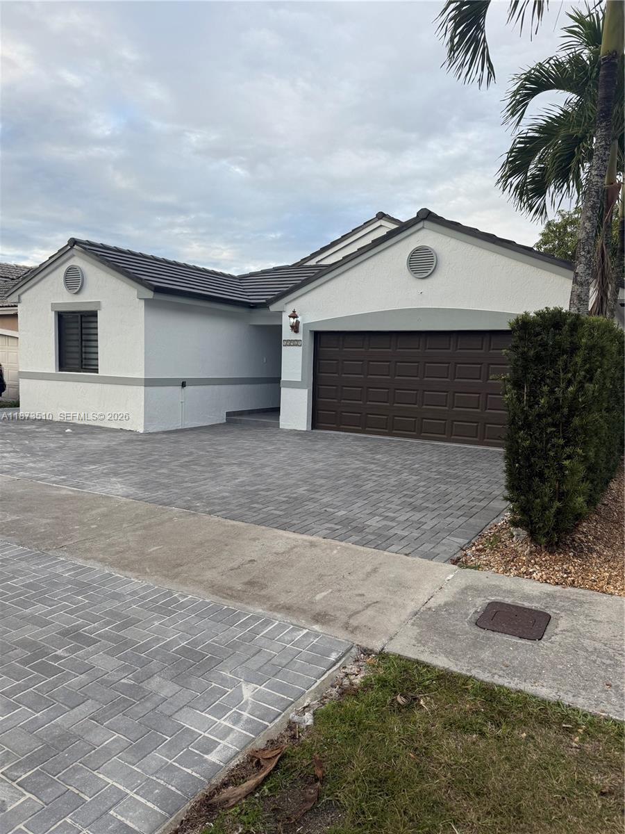 LAGO MAR SOUTH - Residential Lease