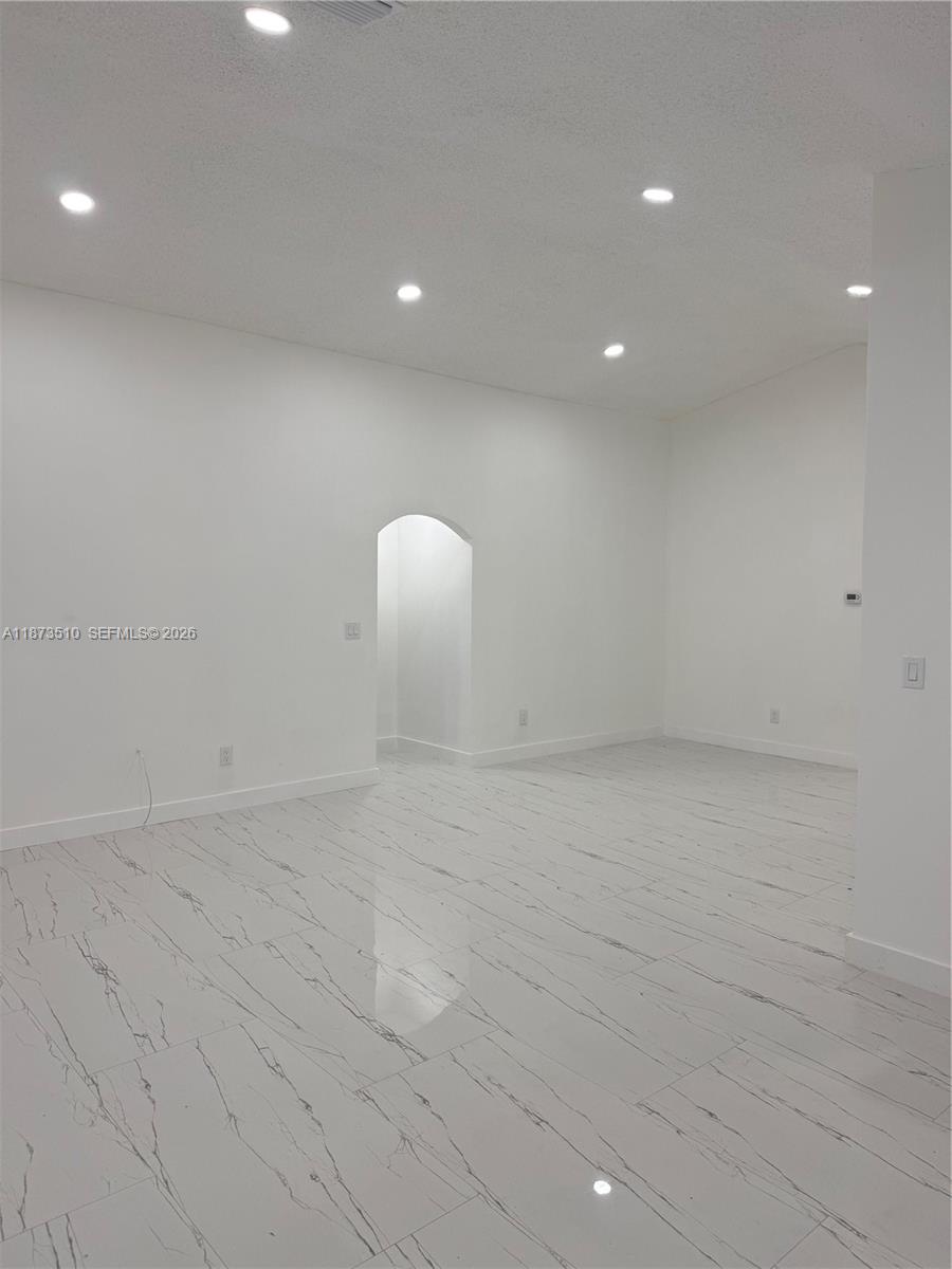 LAGO MAR SOUTH - Residential Lease