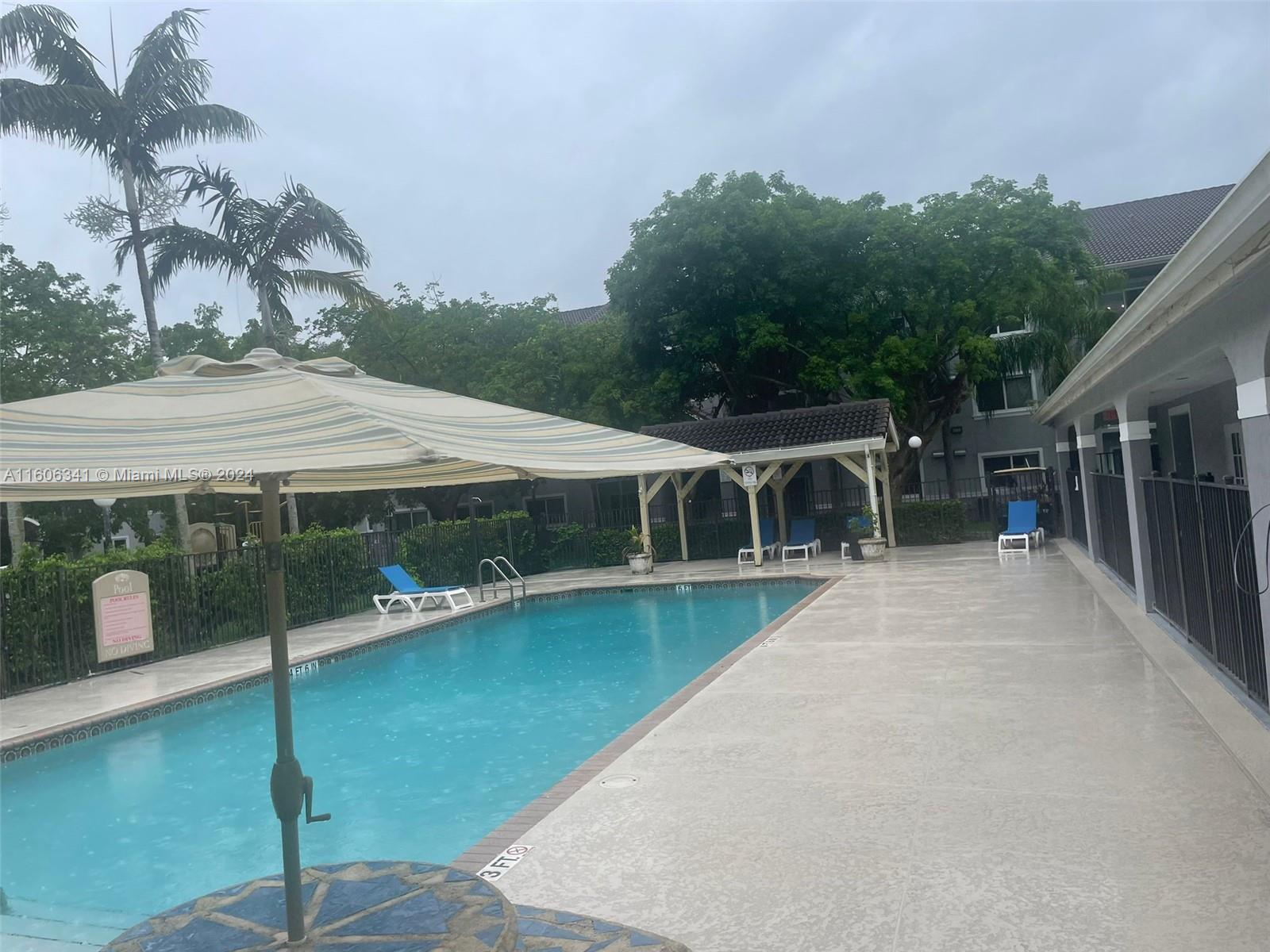 VISTA TRACE 7 CONDO - Residential Lease