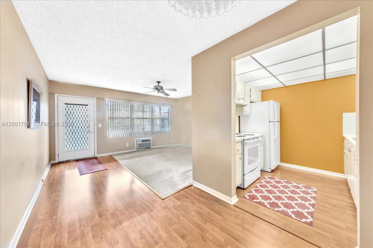 NEW HAMPTON AT CENTURY VI - Residential