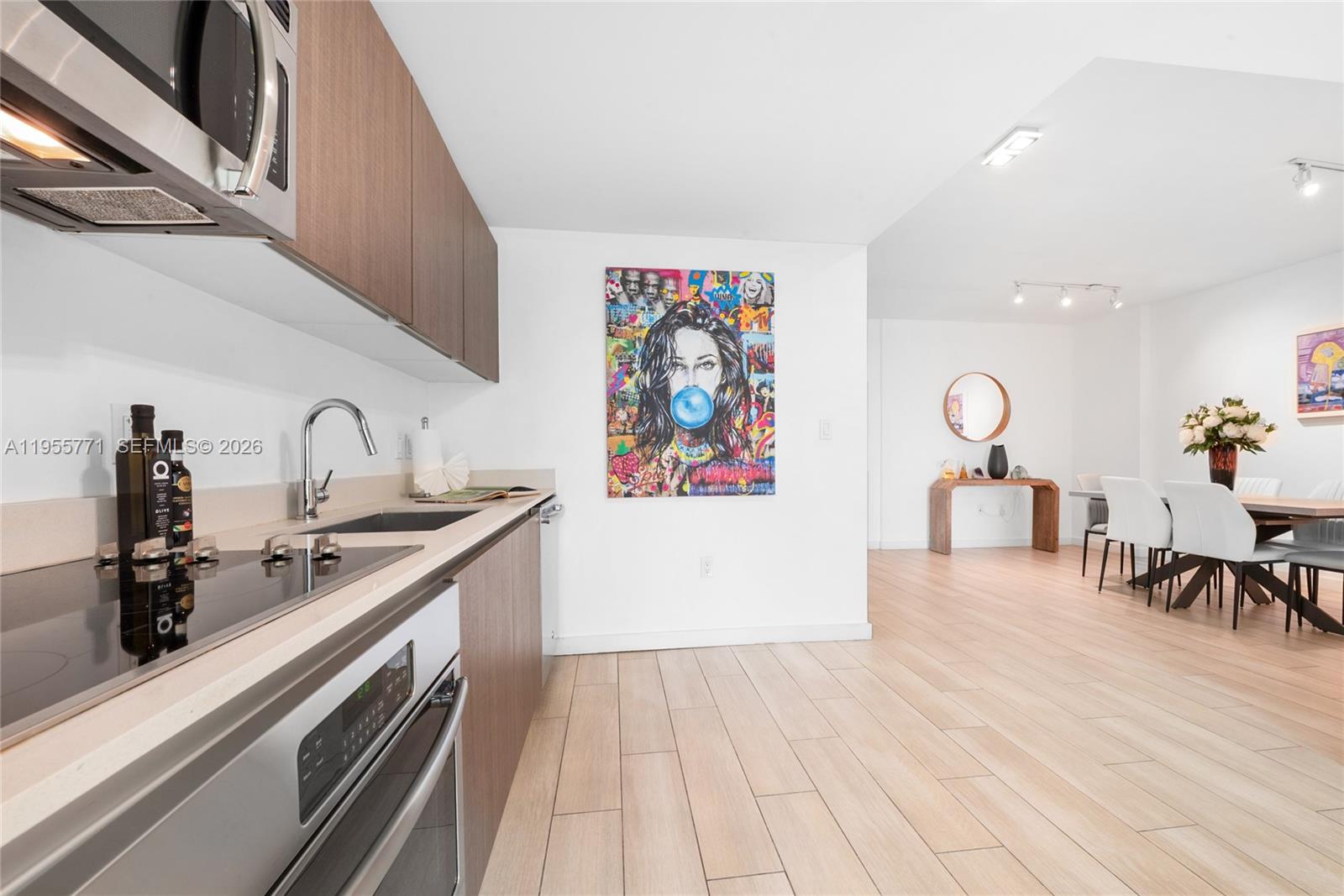 LE PARC AT BRICKELL CONDO - Residential