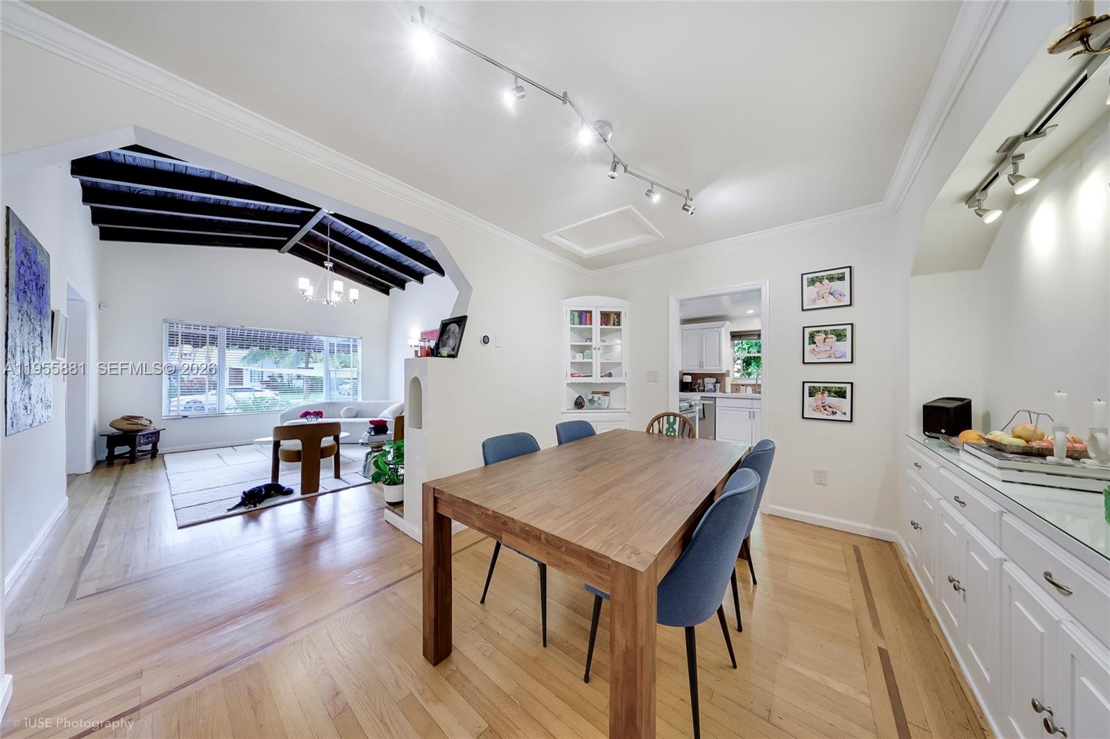 BELLE MEADE OF MIA SEC 1 - Residential