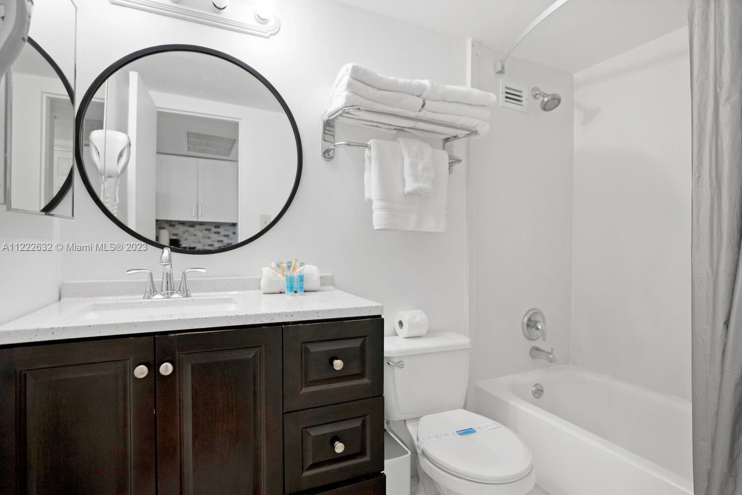 THE AVENTURA BEACH CLUB C - Residential