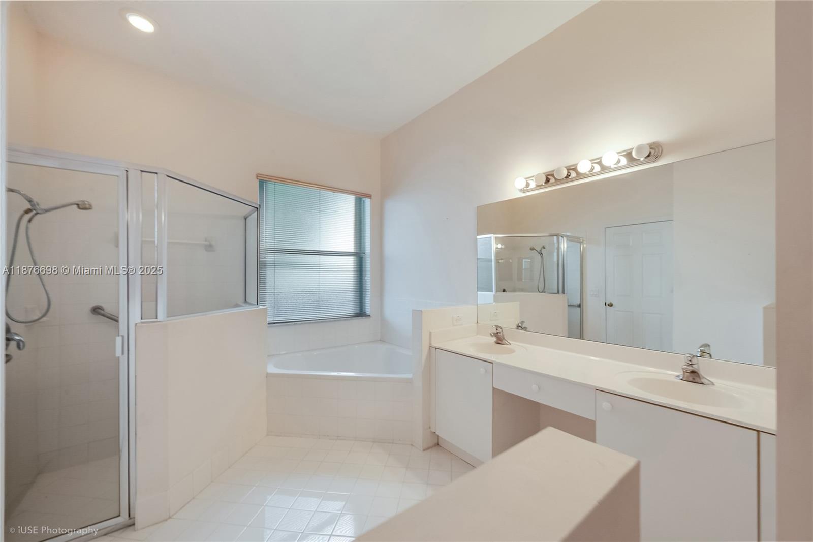 OAK CREEK SOUTH 1ST ADDN - Residential