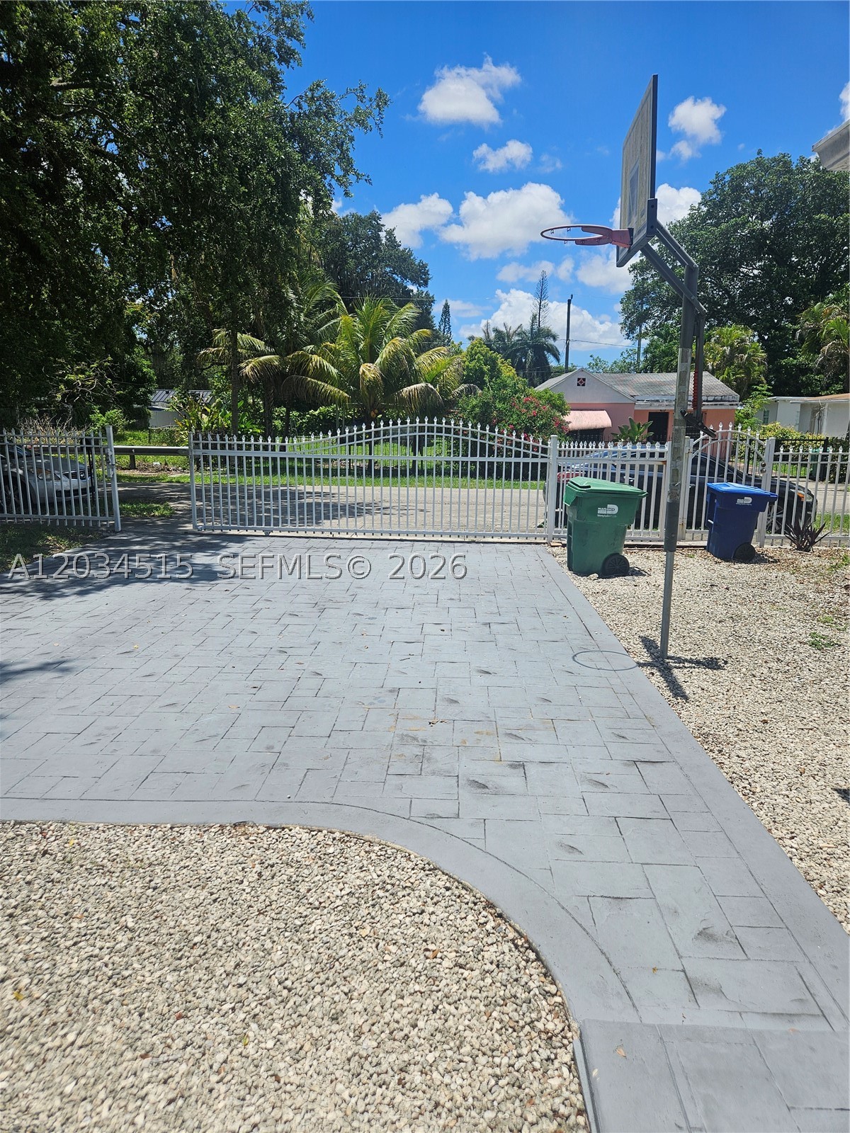 LITTLE RIVER FARMS - Residential