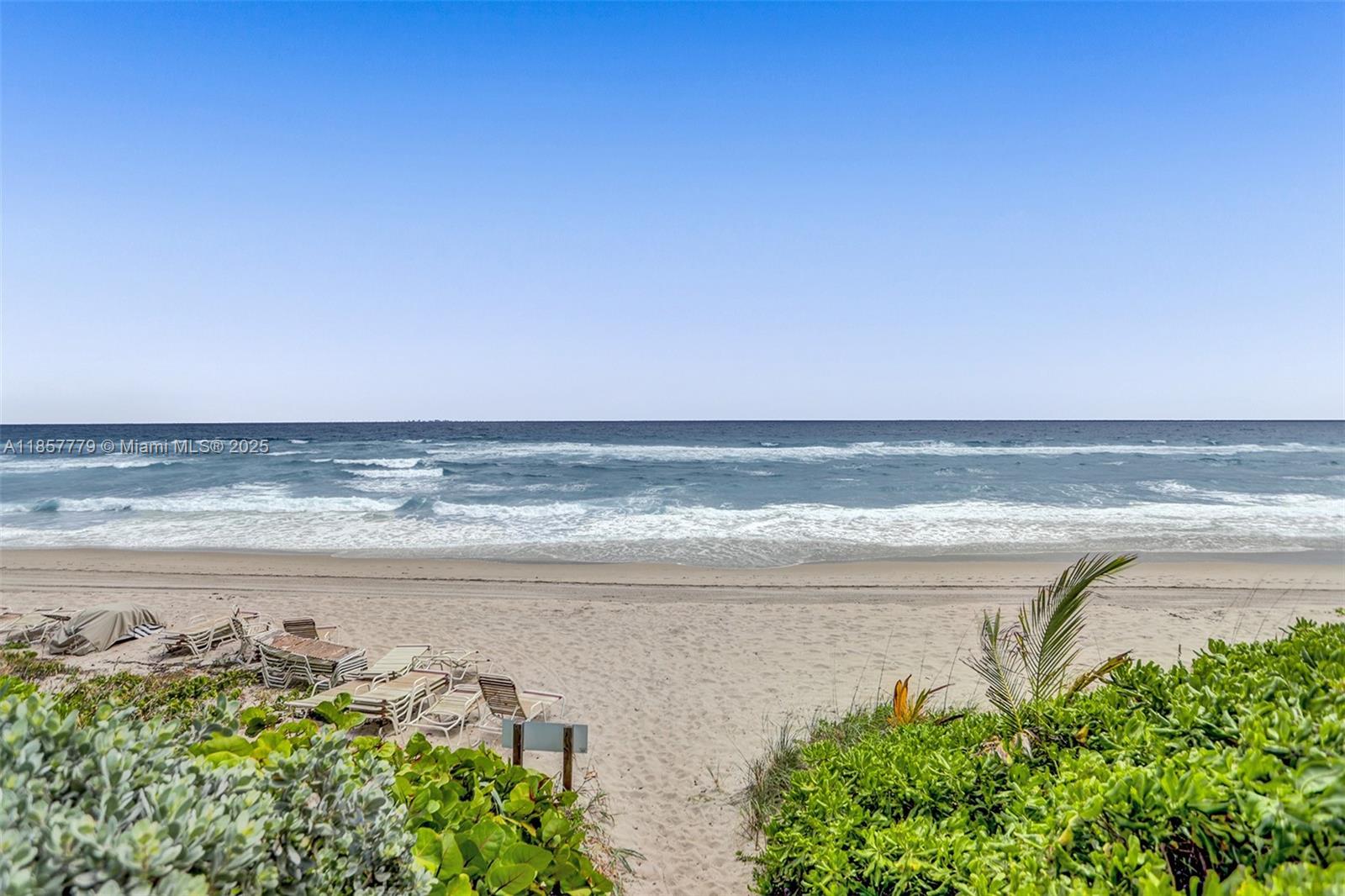 HILLSBORO OCEAN CLUB COND - Residential