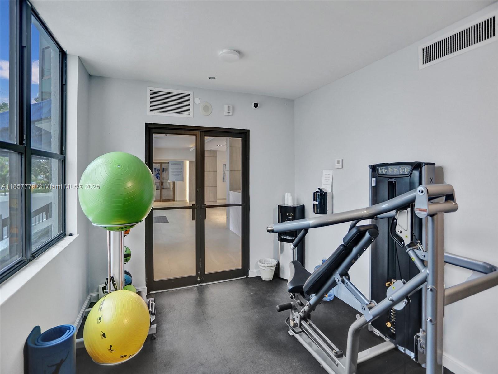 HILLSBORO OCEAN CLUB COND - Residential
