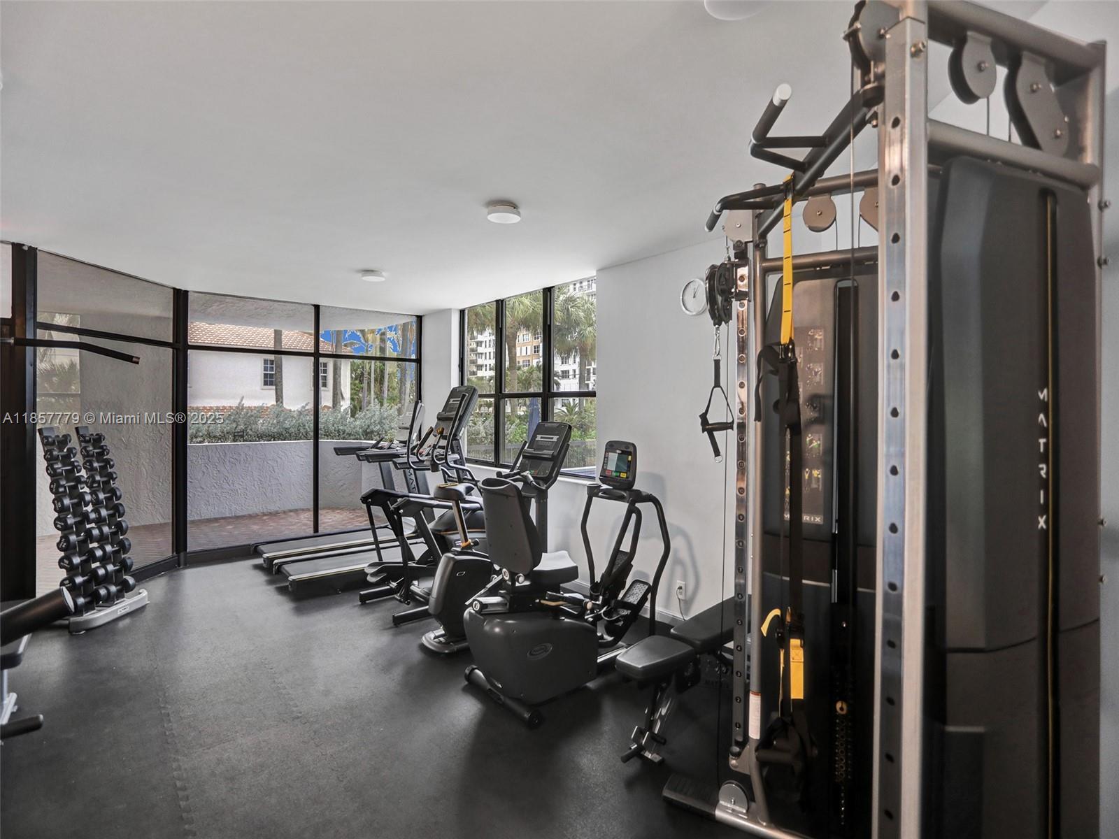 HILLSBORO OCEAN CLUB COND - Residential