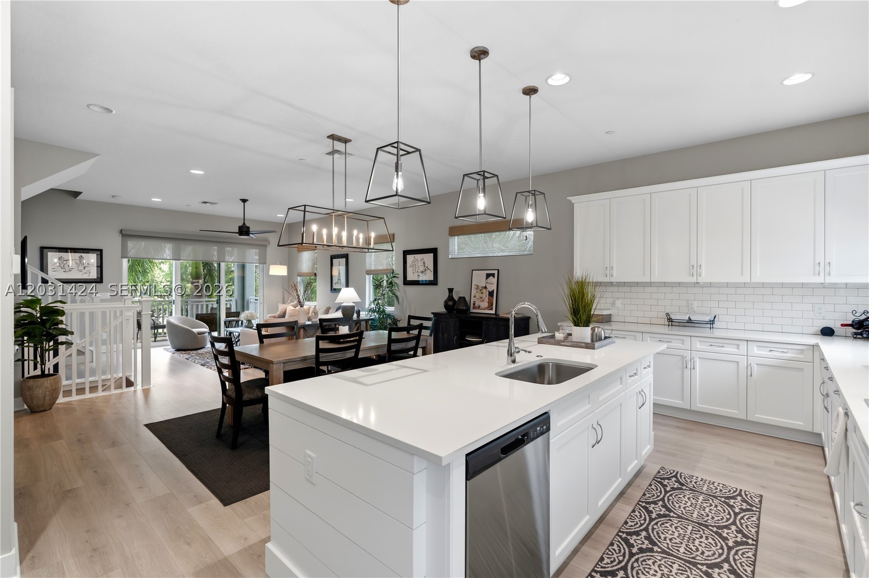 ALTON NEIGHBORHOOD - Residential