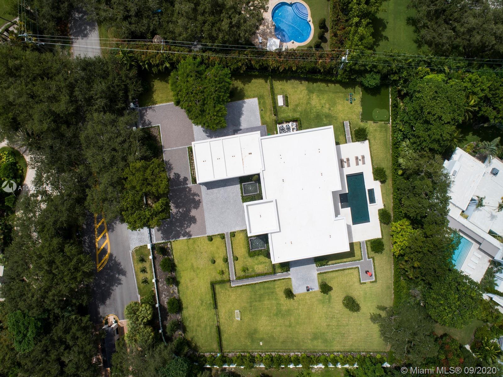SNAPPER CREEK LAKES SUB - Residential