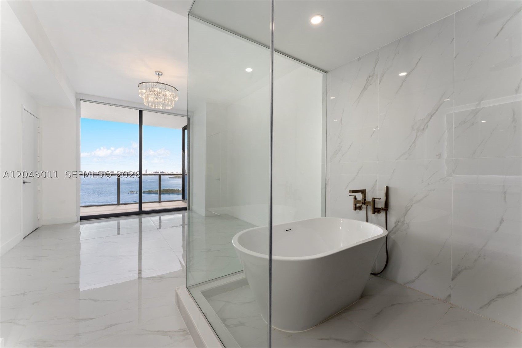 ARIA RESERVE - Residential