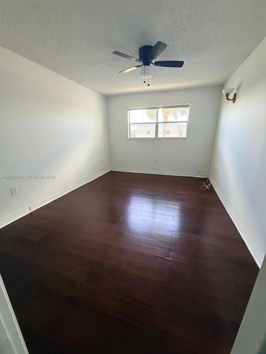 SUNRISE LAKES 46 CONDO - Residential Lease