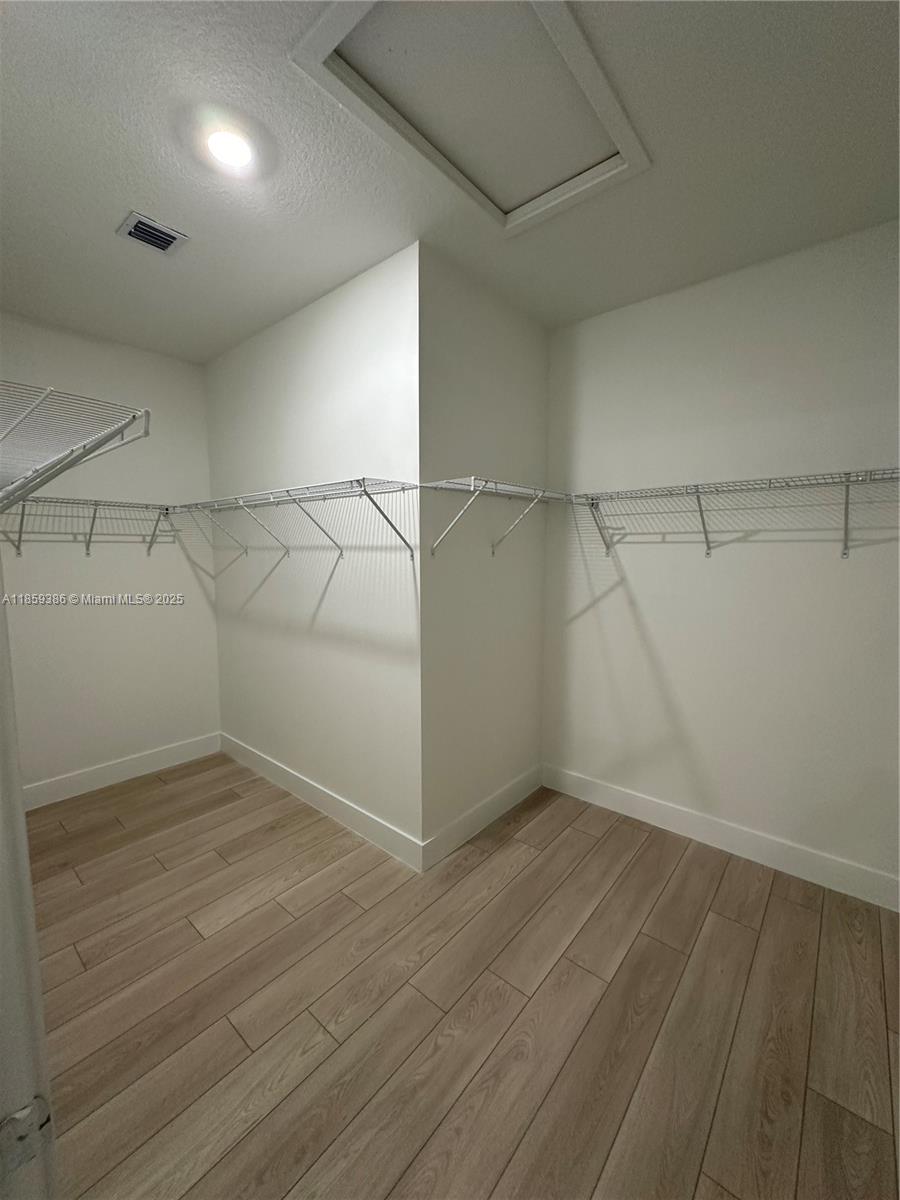 SOUTH KENDALL SEC A - Residential Lease