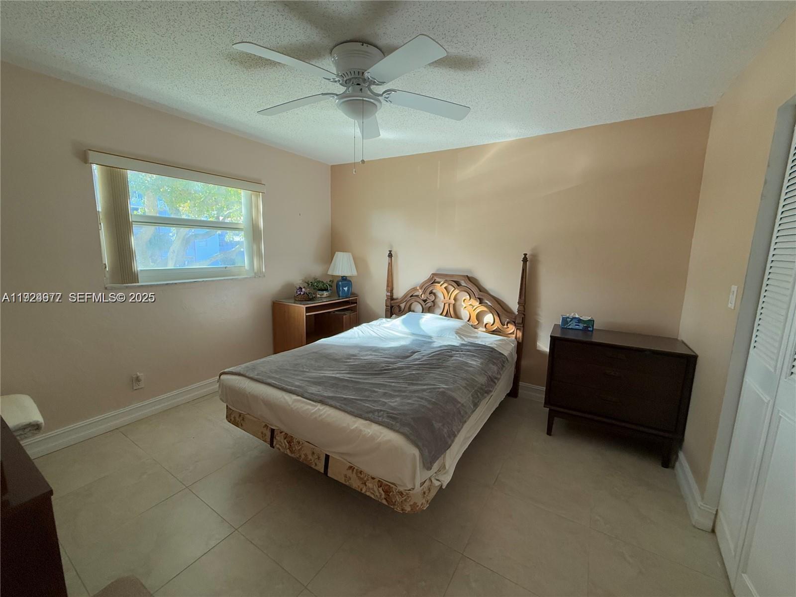 GARNET CONDO - Residential
