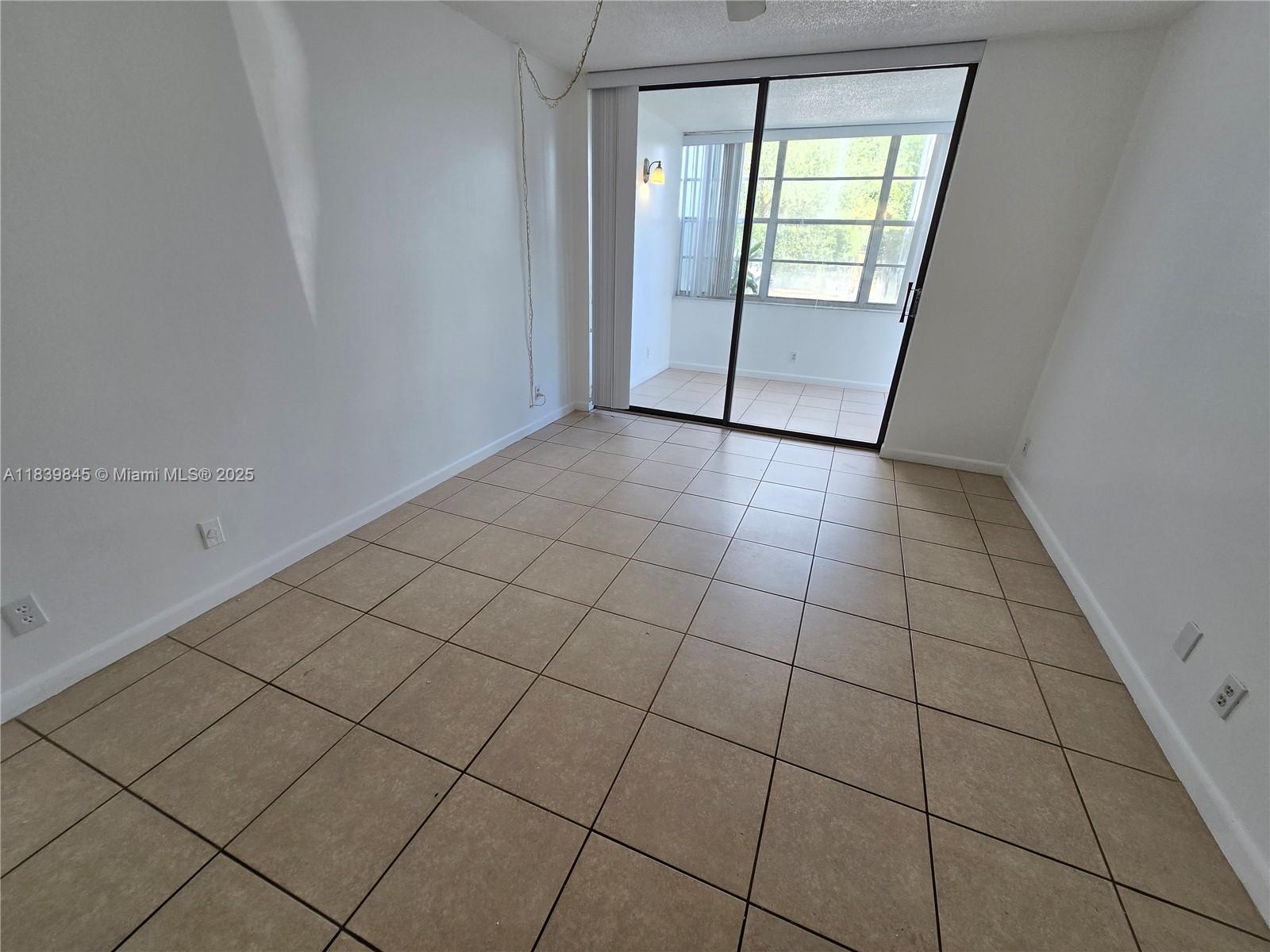 WATERGATE CONDOMINIUM NO - Residential