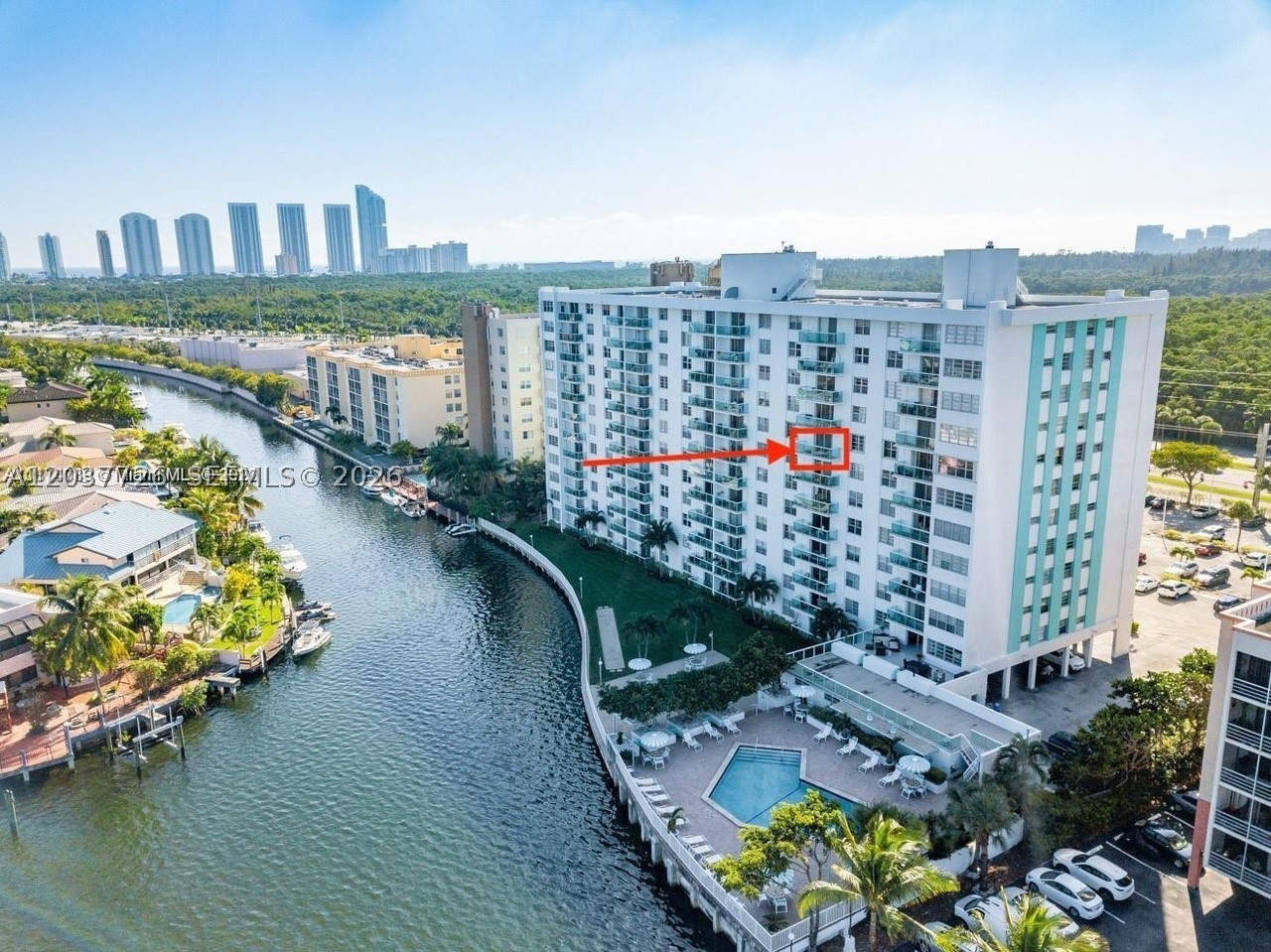 STRATFORD HOUSE CONDO - Residential