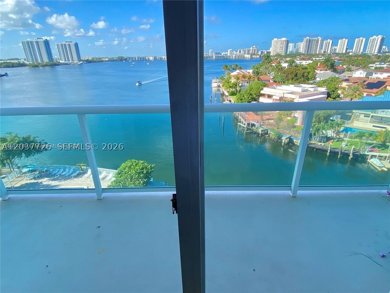 STRATFORD HOUSE CONDO - Residential