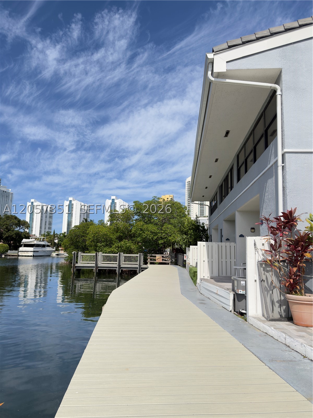POINCIANA IS YT & RCQ CLU - Residential
