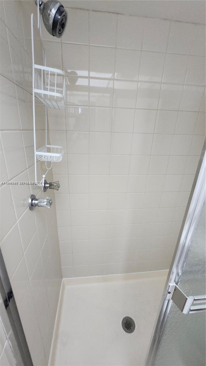 SOMERSET NO 1 CONDO - Residential