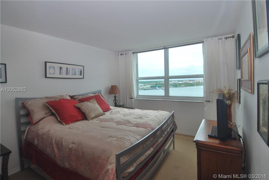 YACHT CLUB AT PORTOFINO C - Residential Lease