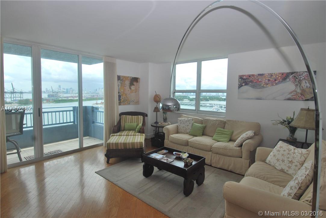 Lease from 6 months to 1 year. Amazing decorated corner unit at the Yacht Club. Great view of the bay from the 2 balconies. Enjoy life in South of Fifth and the great amenities of the building :  gym center, BBQ area, pool, tennis court, convenient store and so much. Unit available May 2nd. 24 hour notice. For showings, call or text the LA