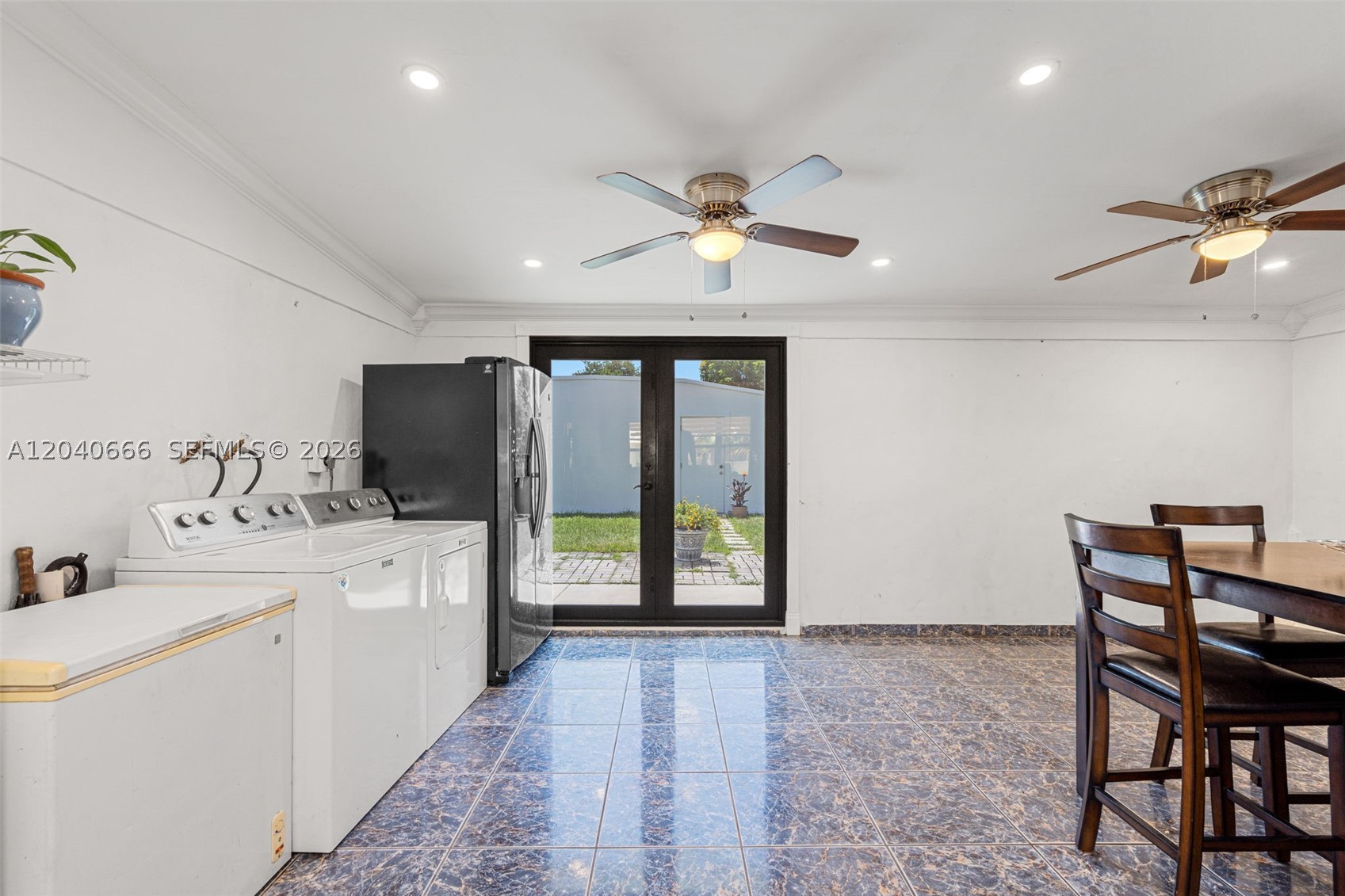 PALM SPRINGS LAKES 6TH AD - Residential