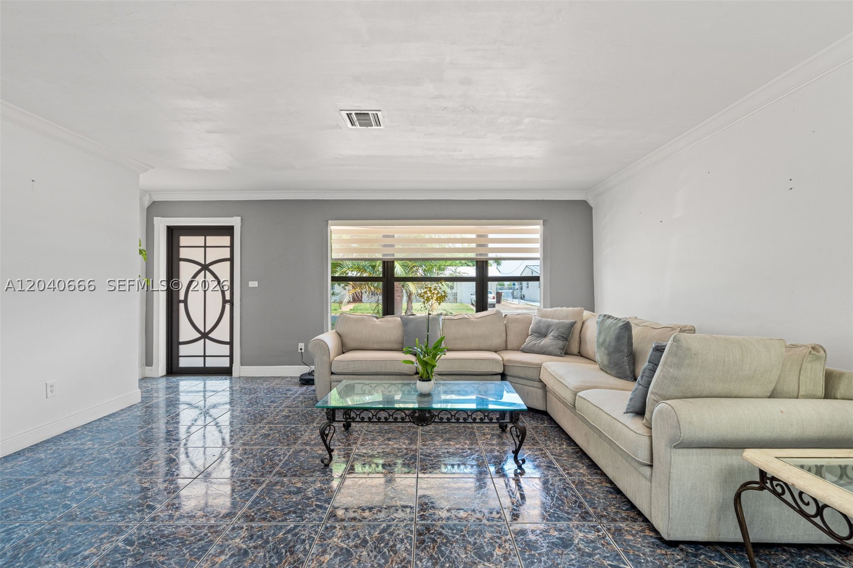PALM SPRINGS LAKES 6TH AD - Residential