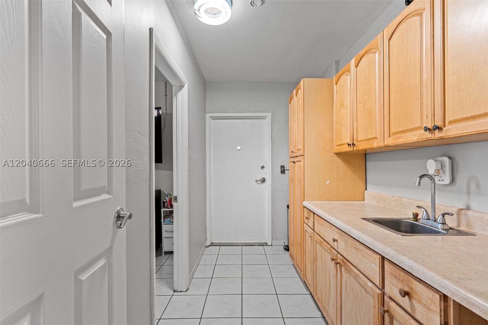 PALM SPRINGS LAKES 6TH AD - Residential